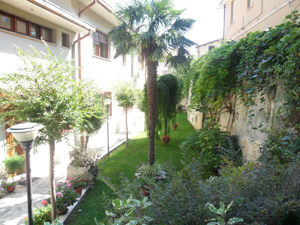 Residence La Piazzetta Fara San Martino Exterior photo